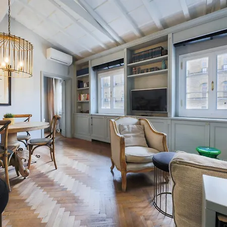 Apartment - Pitti 8 With Amazing View *